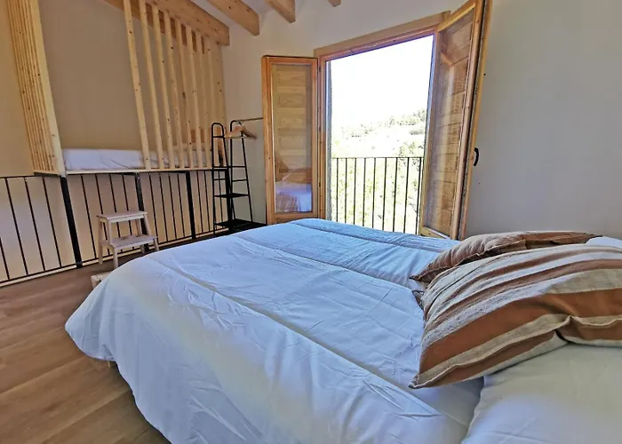 Cara Norte , Casa Rural-Castillo De Villamalefa