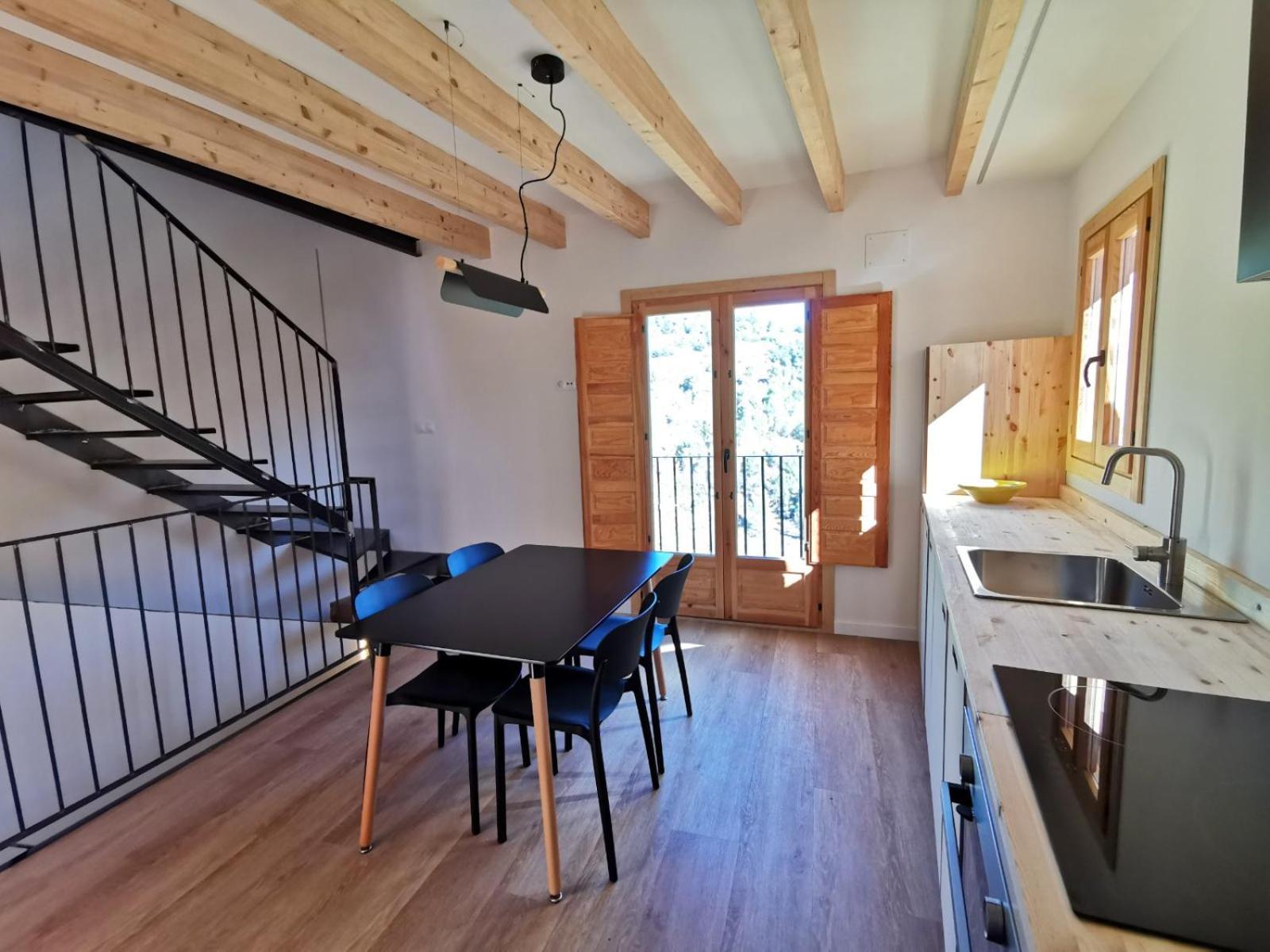 Ferienhaus Cara Norte , Casa Rural-castillo De Villamalefa *
